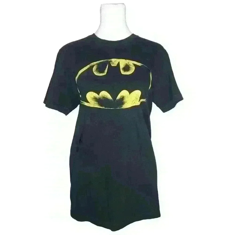 Batman unisex graphic tee DC comics batman size small